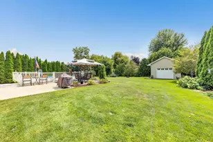 2519 Turnbury Rd, Green Bay, WI 54313 - Photo 30