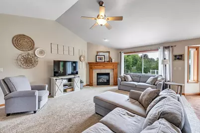 2519 Turnbury Road, Green Bay, WI 54313 - Photo 4