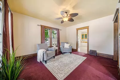 107 W 16th Avenue, Oshkosh, WI 54902 - Photo 20