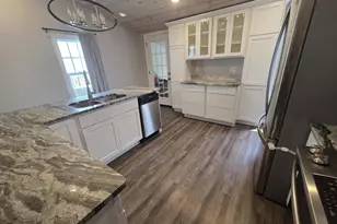 1040 Blaine St, Marinette, WI 54143 - Photo 14