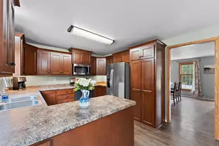 2906 Sunray Ln, Green Bay, WI 54313 - Photo 18