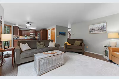 2906 Sunray Lane, Green Bay, WI 54313 - Photo 12