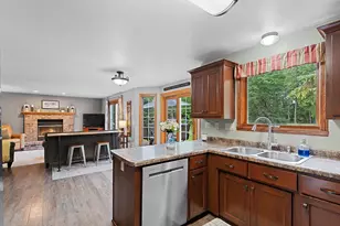 2906 Sunray Ln, Green Bay, WI 54313 - Photo 16