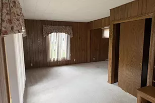 1909 Simpson St, Oshkosh, WI 54902 - Photo 12