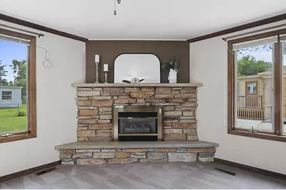 1139 Kellogg Street, Green Bay, WI 54303 - Photo 6