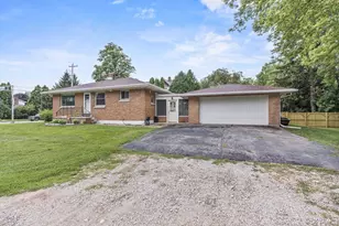 1412 W 9th Ave, Oshkosh, WI 54902 - Photo 2