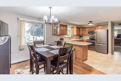 815 W Jennings Street, New London, WI 54961 - Photo 12
