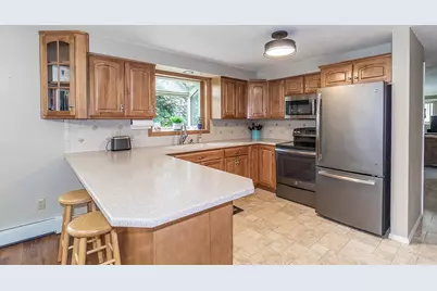 815 W Jennings Street, New London, WI 54961 - Photo 8
