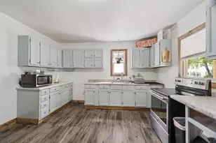 362 Portage St, Fond du Lac, WI 54935 - Photo 8