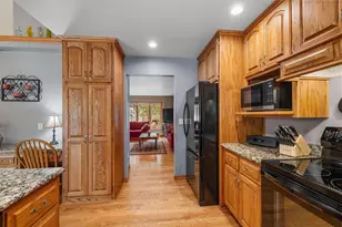 1809 Saddlebrook Ln, De Pere, WI 54115 - Photo 14