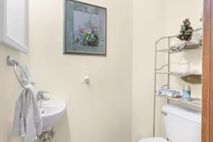 2105 17th St, Menominee, MI 49858 - Photo 10