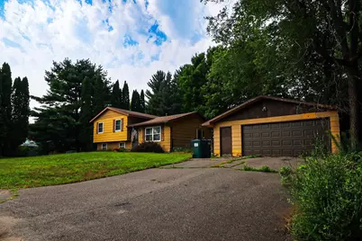 265 E Koch Street, Redgranite, WI 54970 - Photo 2