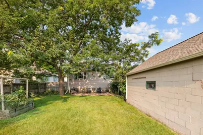 1624 Mt Vernon Street, Oshkosh, WI 54901 - Photo 30
