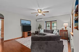 1624 Mt Vernon St, Oshkosh, WI 54901 - Photo 6