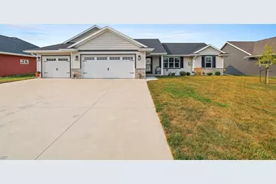 869 Joeanna Way, Pulaski, WI 54162 - Photo 1