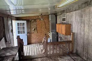 415 E Main St, Mishicot, WI 54228 - Photo 24