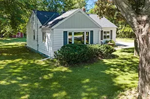 1565 Riverside Dr, Suamico, WI 54173 - Photo 64