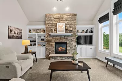 1951 Jacobsen Road, Neenah, WI 54956 - Photo 4