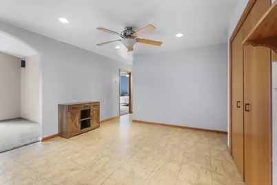 1325 S Westhaven Drive, Oshkosh, WI 54904 - Photo 18