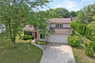 1325 S Westhaven Dr, Oshkosh, WI 54904 - Photo 68