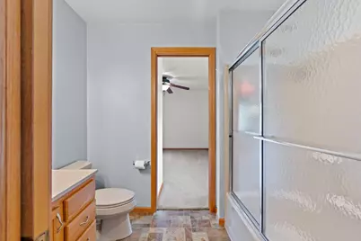 1325 S Westhaven Drive, Oshkosh, WI 54904 - Photo 42