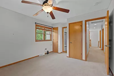 1325 S Westhaven Drive, Oshkosh, WI 54904 - Photo 46