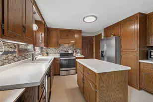 2262 Hazen Rd, Green Bay, WI 54311 - Photo 14
