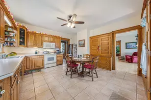 204 N 3rd St, Winneconne, WI 54986 - Photo 4