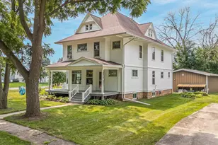 204 N 3rd St, Winneconne, WI 54986 - Photo 38