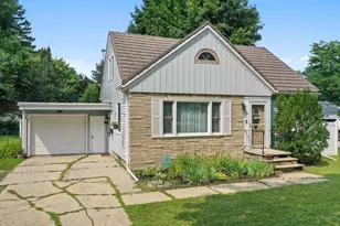529 Newtols St, Green Bay, WI 54302 - Photo 1