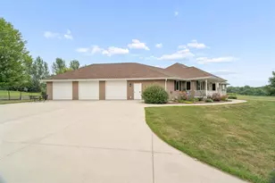 2117 Deer Haven Rd, Greenleaf, WI 54126 - Photo 30
