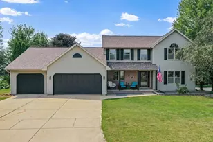 1236 Benjamin Ct, Green Bay, WI 54311 - Photo 1