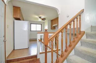 1666 Victoria Ct, Green Bay, WI 54302 - Photo 4