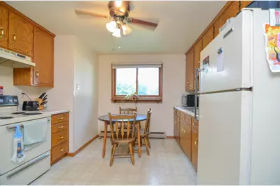 1666 Victoria Court, Green Bay, WI 54302 - Photo 30