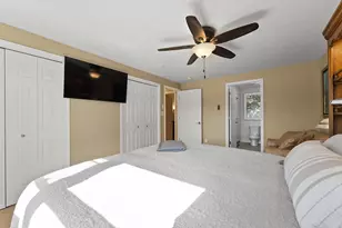 1043 Marvelle Ln, Green Bay, WI 54304 - Photo 18