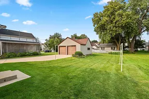1146 Dousman St, Green Bay, WI 54303 - Photo 38