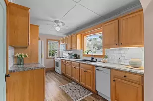 615 W Bent Ave, Oshkosh, WI 54901 - Photo 12