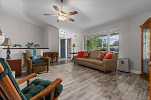2181 Bufflehead Ln, Green Bay, WI 54311 - Photo 8