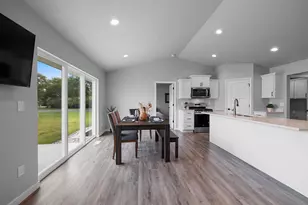 1501 Liberty Ave, Neenah, WI 54956 - Photo 4