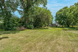 125 Mayer St, Neenah, WI 54956 - Photo 24