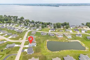 1712 Addie Pkwy, Oshkosh, WI 54904 - Photo 44