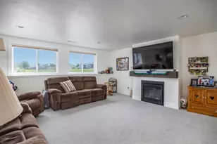 1712 Addie Pkwy, Oshkosh, WI 54904 - Photo 26
