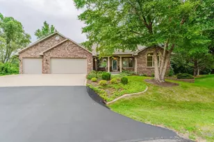 4130 Twilight Ct, Oshkosh, WI 54904 - Photo 1