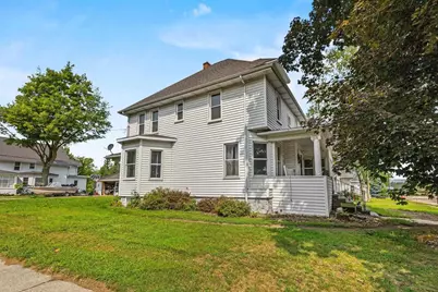 125 S Garden Avenue, Gillett, WI 54124 - Photo 8