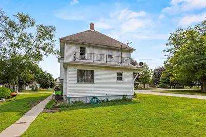 125 S Garden Avenue, Gillett, WI 54124 - Photo 12