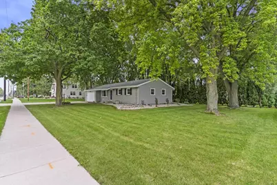 2899 W 9th Avenue, Oshkosh, WI 54904 - Photo 28