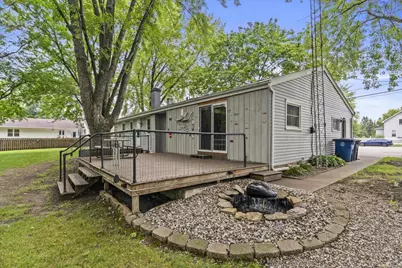 2899 W 9th Avenue, Oshkosh, WI 54904 - Photo 10