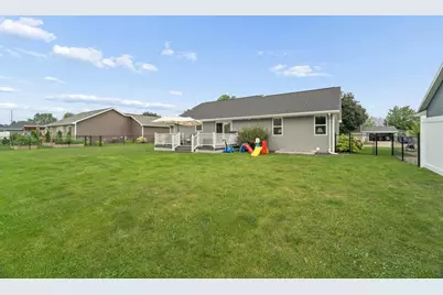 2406 Hendricks Avenue, Kaukauna, WI 54130 - Photo 30