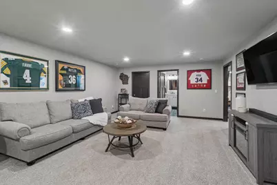 2406 Hendricks Avenue, Kaukauna, WI 54130 - Photo 22