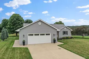 318 N Hunter St, Berlin, WI 54923 - Photo 44